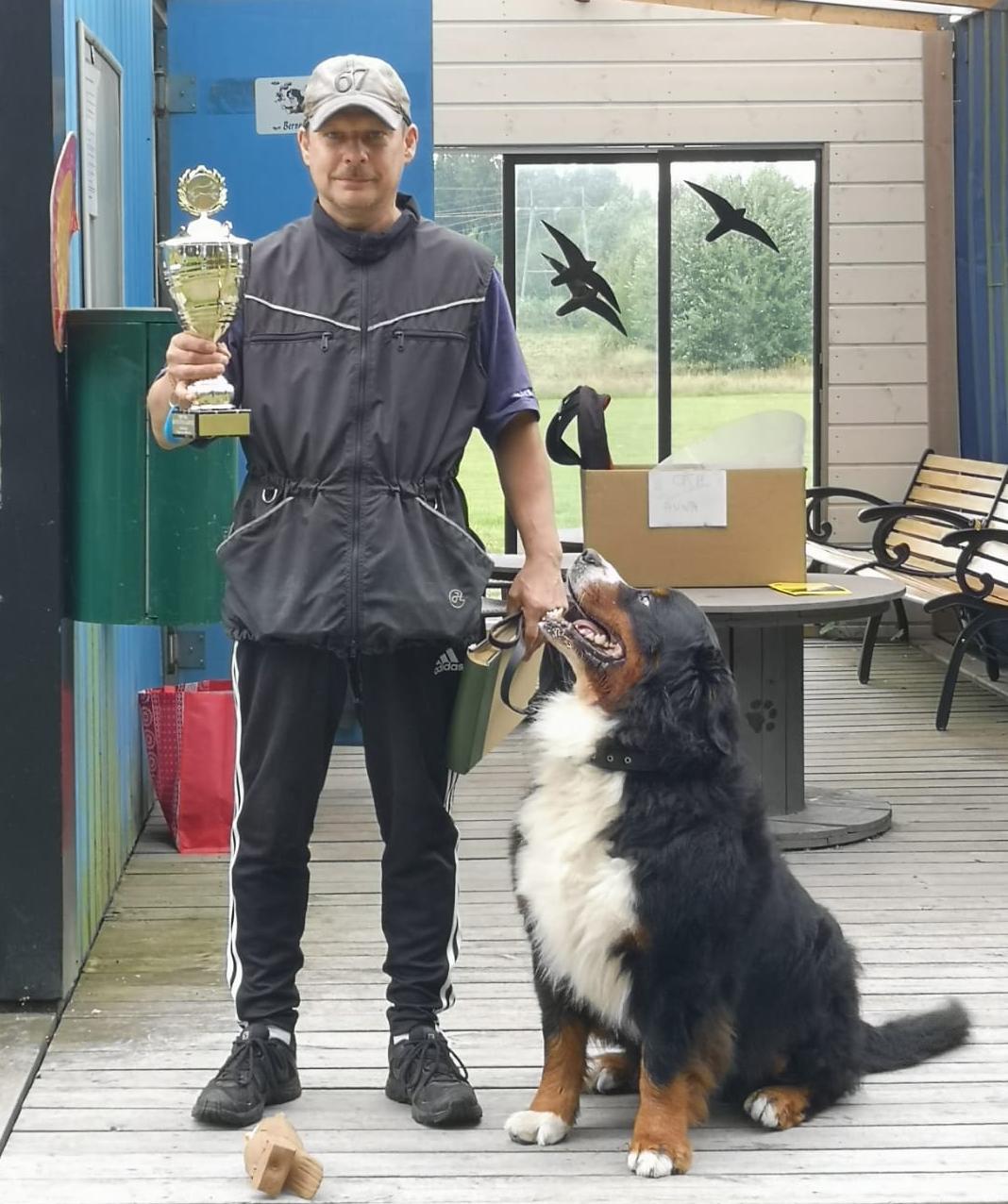 Jarkko ja Kasper Semppii nääs 2019 -kiertopalkinnon voittajat